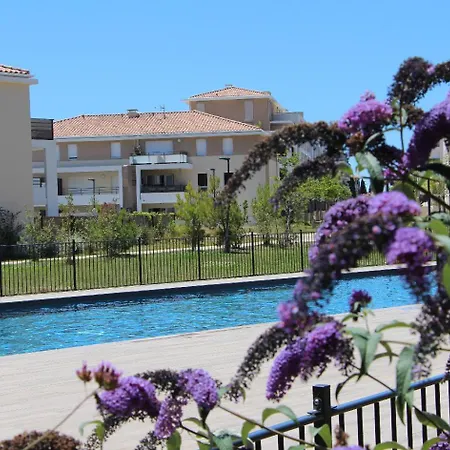 Tres Bel Pour 3 Avec Piscine A Chateau Apartment La Londe-les-Maures